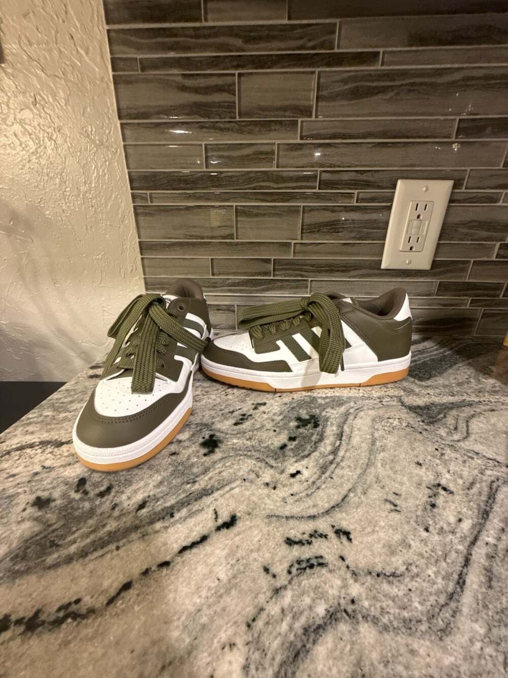 Adidas Rapid Court Low Olive Strata/Cloud White Sneakers JP5245 size 5